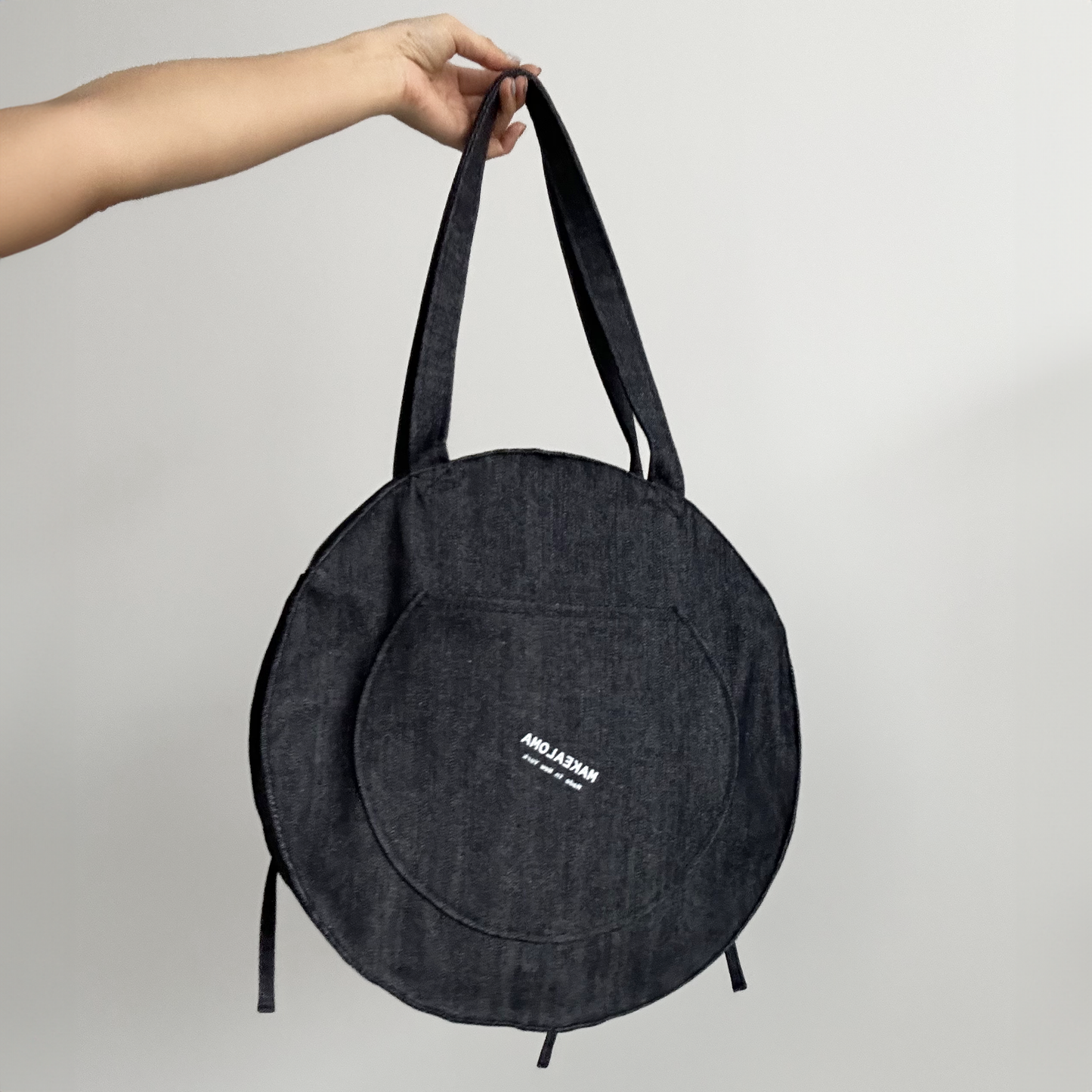 CIRCLE BAG WITH BOWS